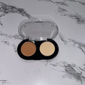 NWOB  Bobbi Brown concealer Natural Tan/Pale Yellow
Never used
No box